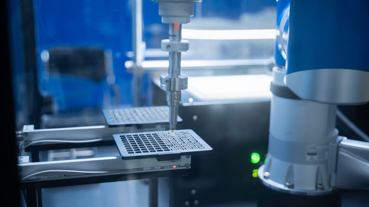 Claude最强迷你模型登场，价格暴降90%，直逼DeepSeek？